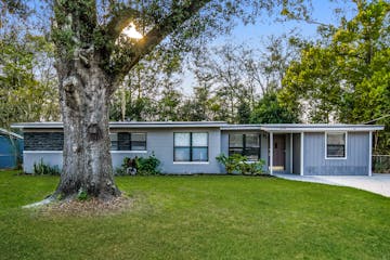 2436 LOURDES W DR JACKSONVILLE, FL 32210